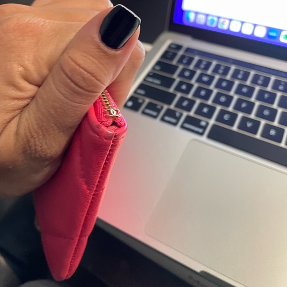 Chanel 19 Pouch in Pink - Picture 9 of 10